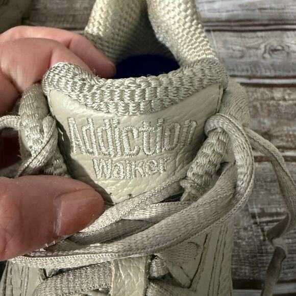 Brooks Addiction Walker Shoes Size 8.5 8-1/2 tan - Picture 5 of 6